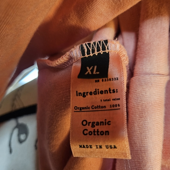 Pink Turtleneck Women's Top - Picture 7 of 8